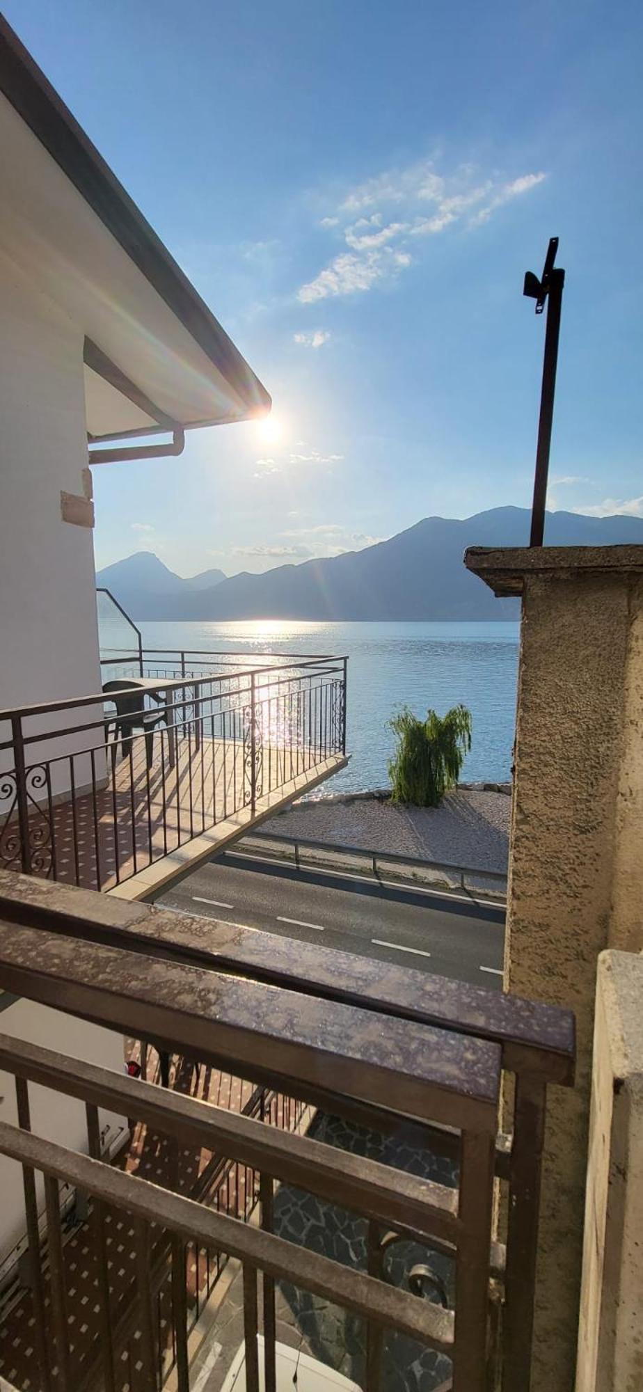 Casa Manu Apartment Brenzone sul Garda Room photo